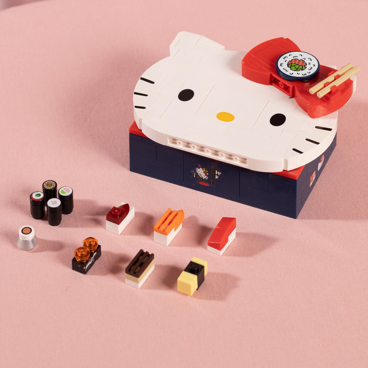 Hello Kitty Bento Box